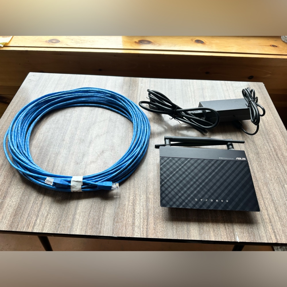 ASUS RT-N12 Wireless-N300 Router